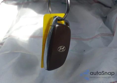 2015 Hyundai Sonata Limited z USA, uszkodzony, nr VIN 5NPE34AF4FH081569